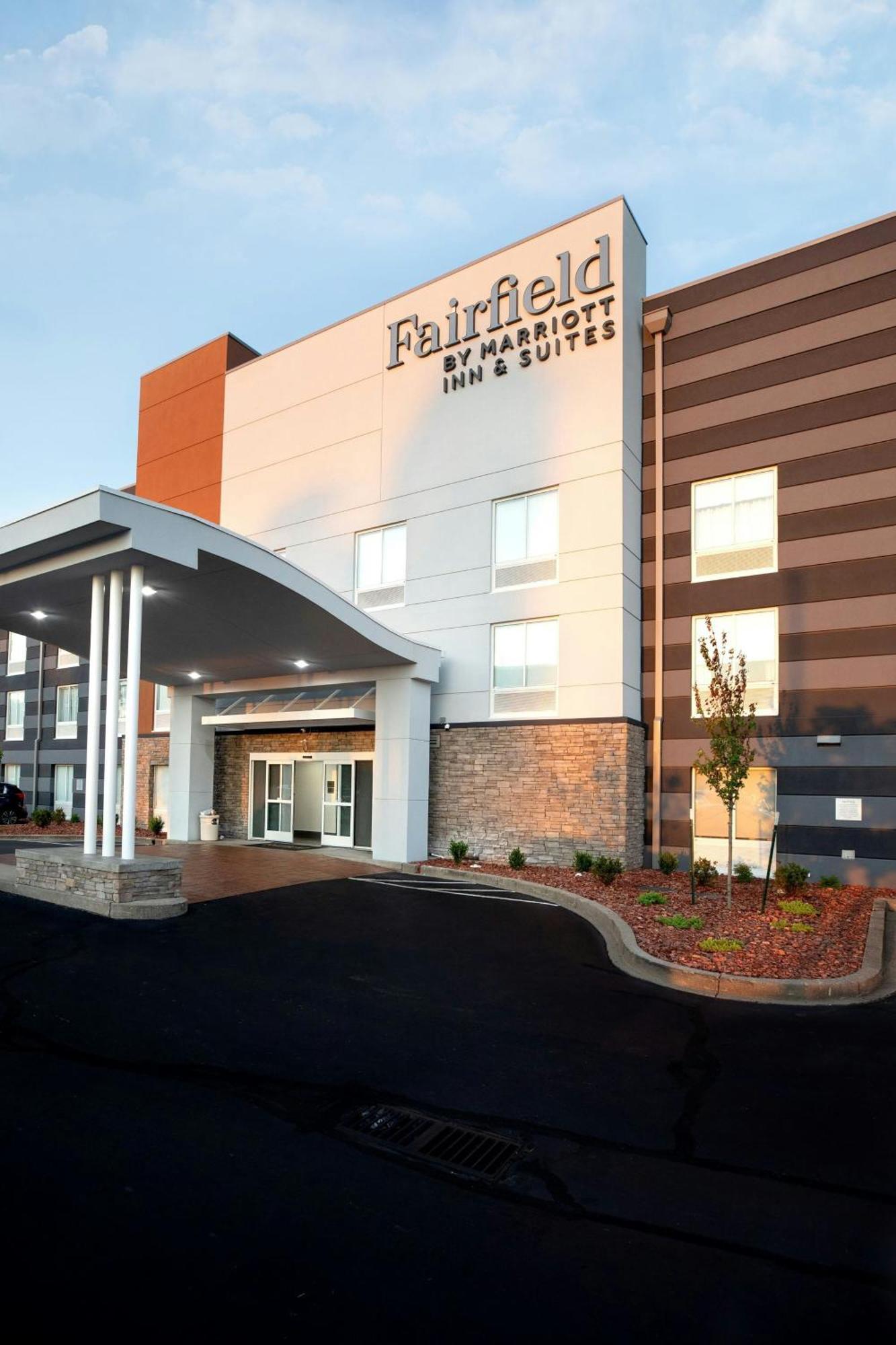 Fairfield By Marriott Inn & Suites Louisville Airport Exterior foto